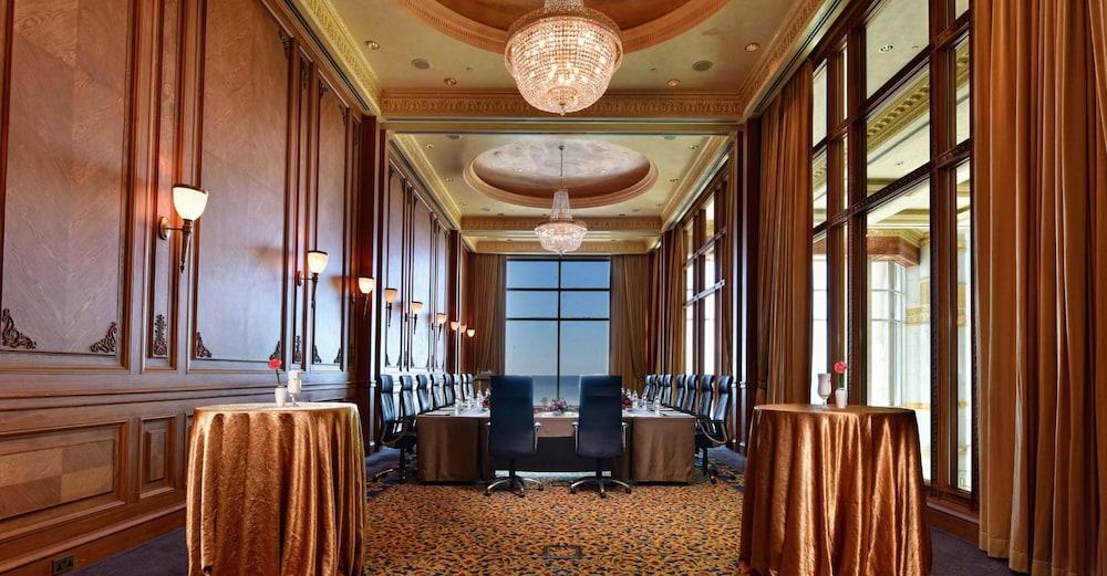 בנדר סרי בגאוואן Empire Hotel And Country Club Brunei מראה חיצוני תמונה