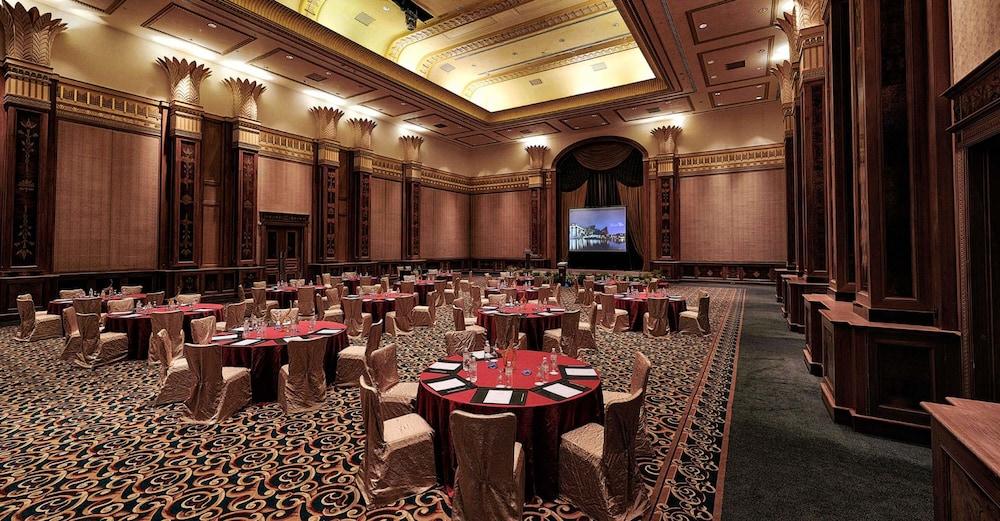 בנדר סרי בגאוואן Empire Hotel And Country Club Brunei מראה חיצוני תמונה
